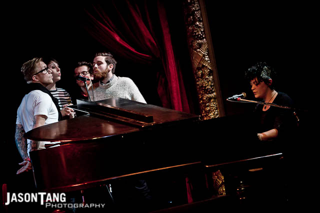 2010.12.04: Shenandoah Davis & The Passenger String Quartet @ Co