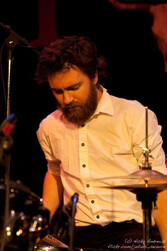 Back Beat Seattle | Show Review & Photos: Liam Finn & Marques Toliver ...