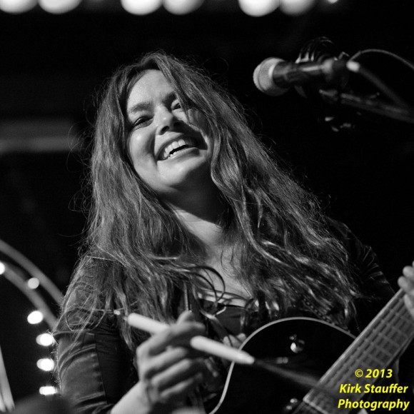 Back Beat Seattle | Photos: Rachael Yamagata @ Tractor Tavern