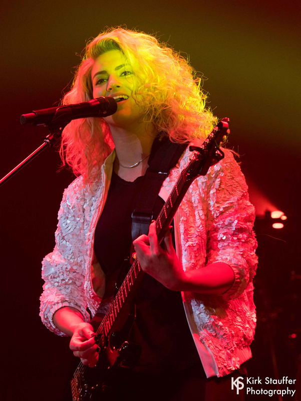 16 ToriKelly ND5_5397-a