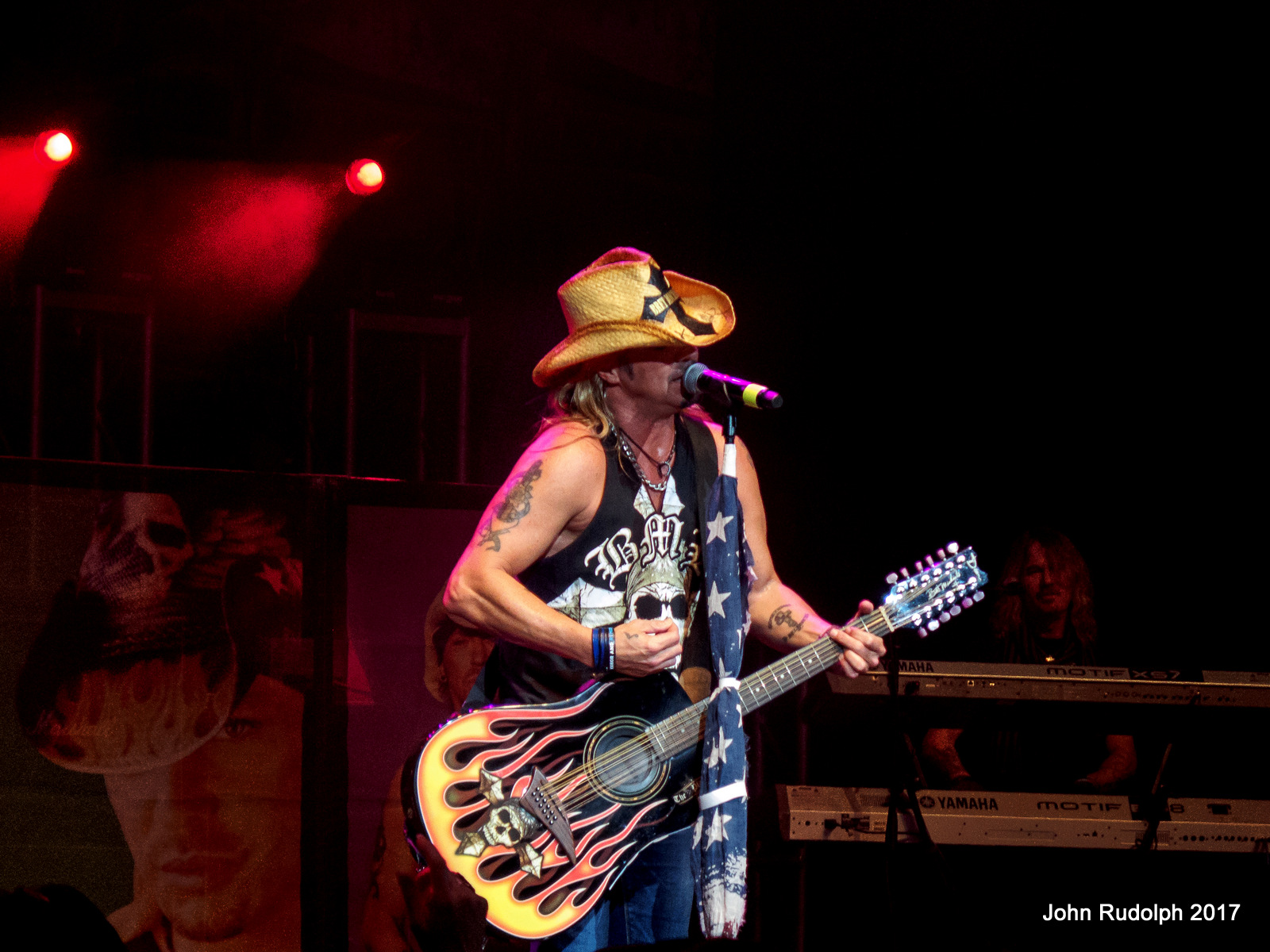 Back Beat Seattle | Photos: Bret Michaels Band with Warrant @ ShoWare ...