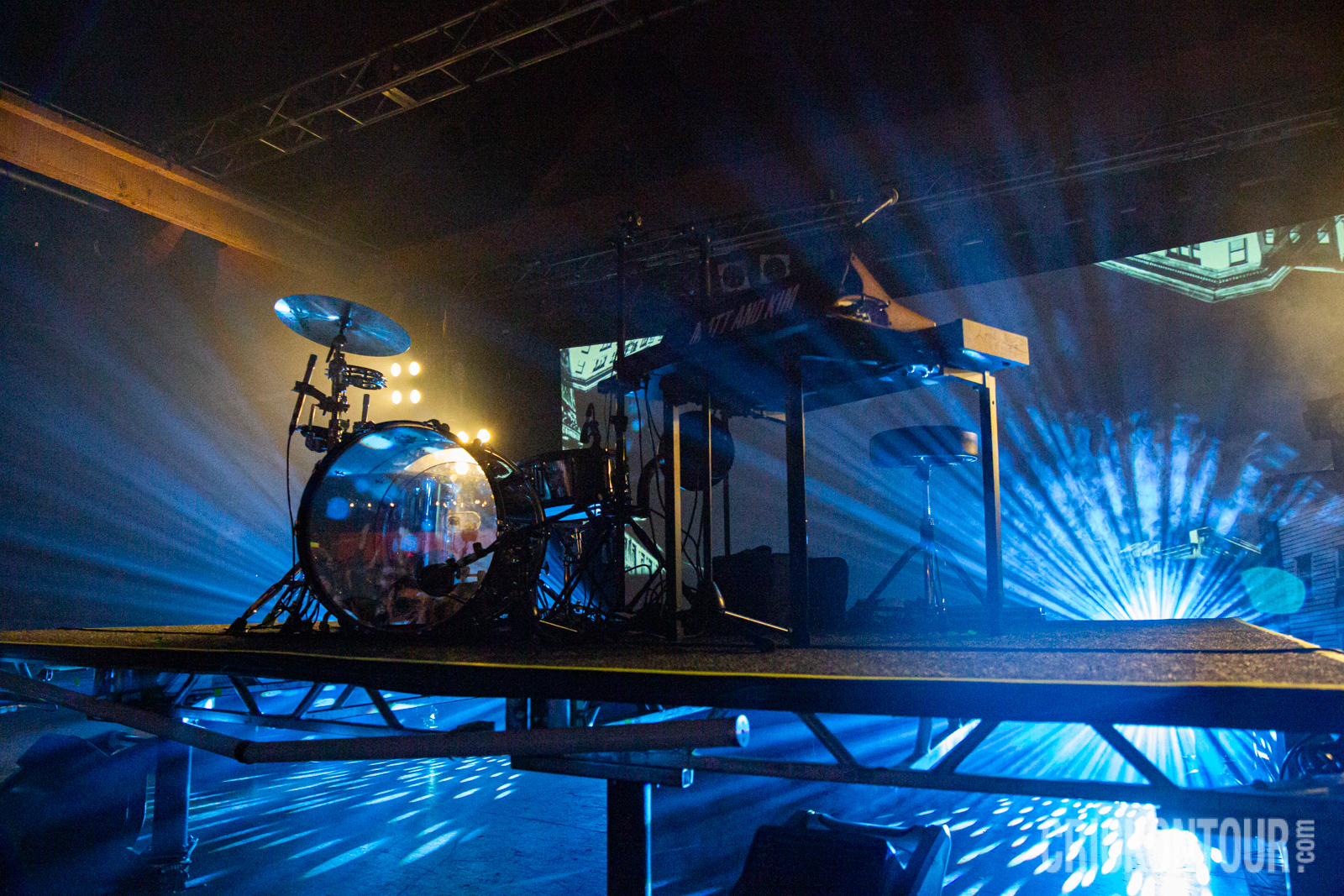 Back Beat Seattle | Photos: Matt and Kim & No Parents @ Showbox SoDo